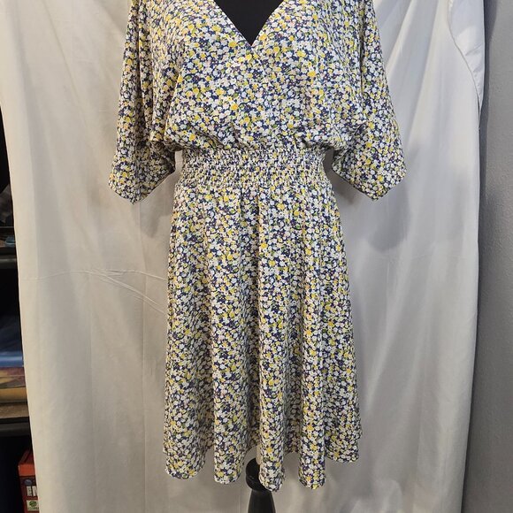 Staccato Dress Blue & Yellow Floral Size Large Fit-to-flare Smocked Waist - Picture 2 of 11